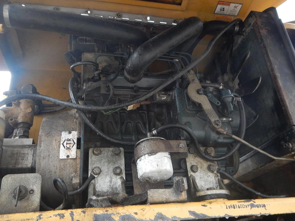 Used 2000 VERMEER DT750