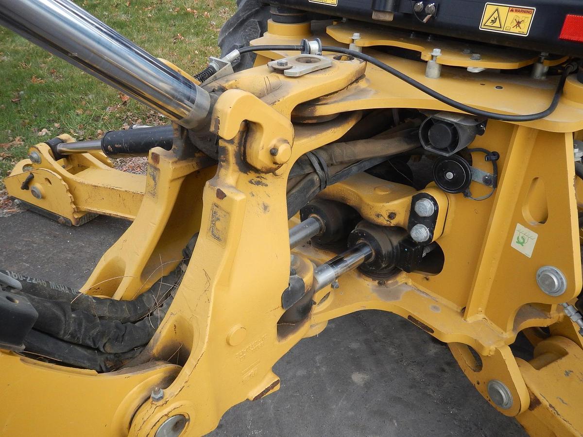 Used 2020 CATERPILLAR 420