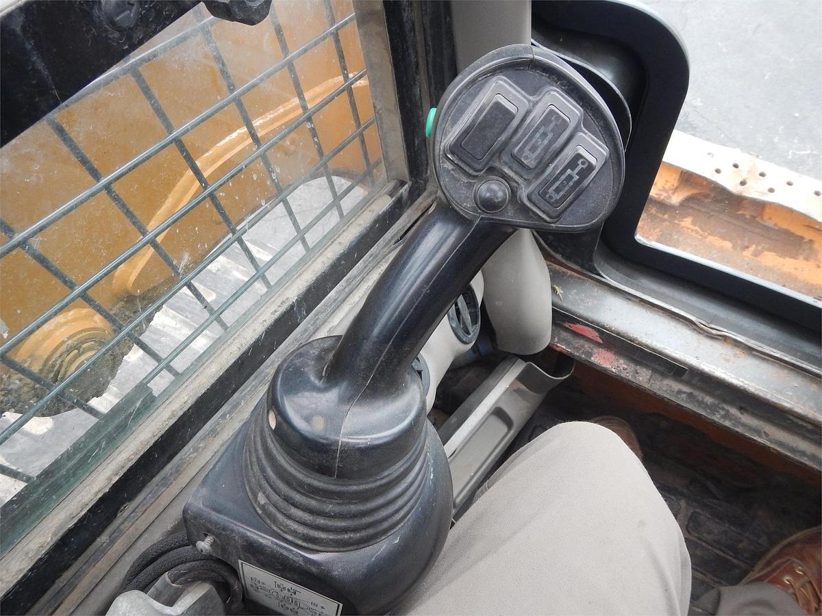 Used 2013 CASE TR320