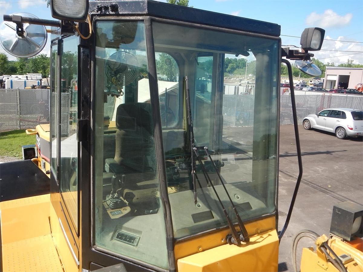 Used 1994 CATERPILLAR 950 II