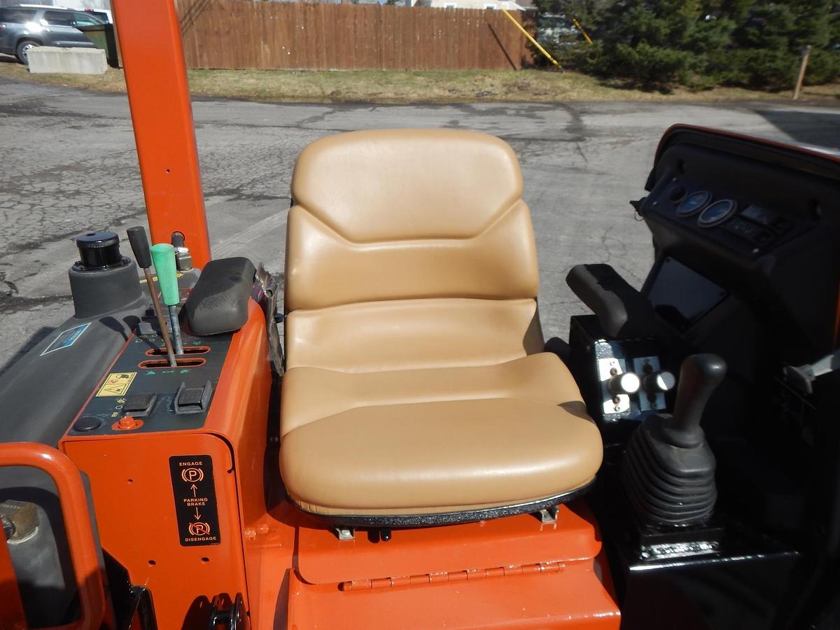Used 2011 DITCH WITCH 420SX