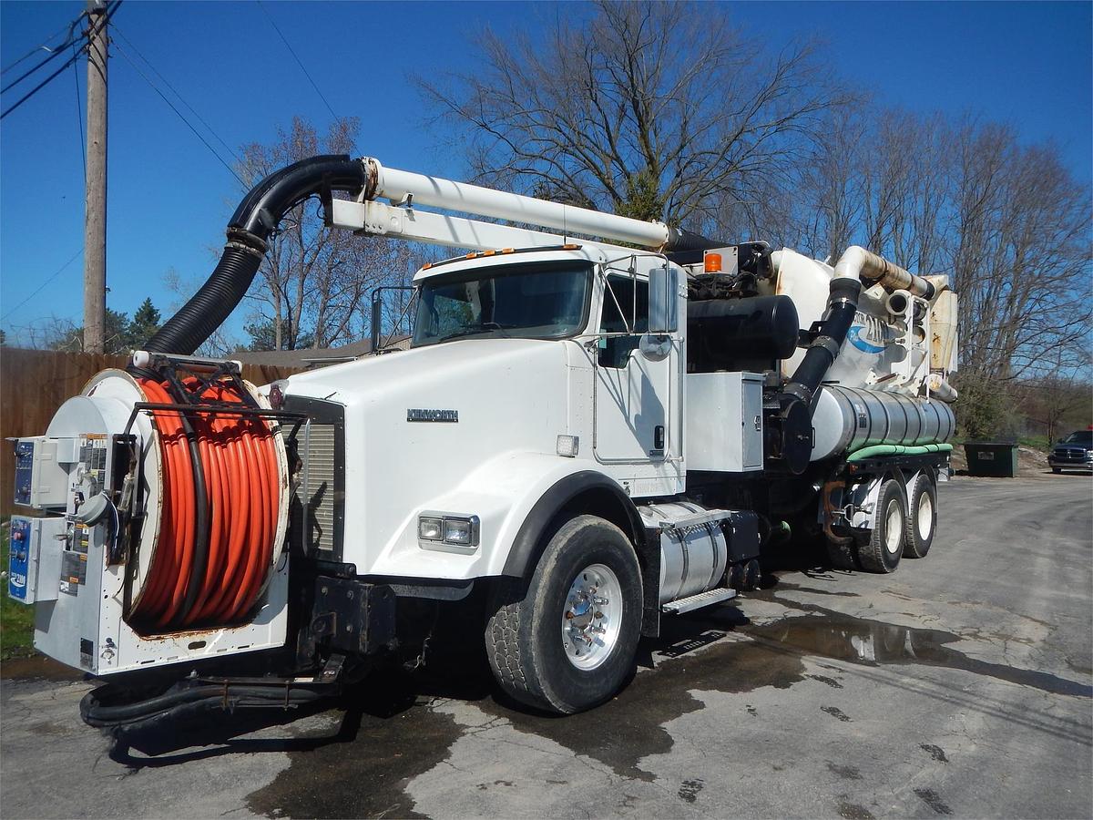 Used 2012 KENWORTH T800