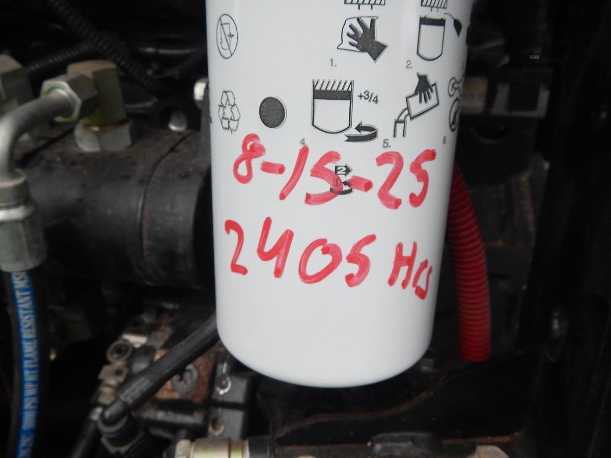 Used 2016 DITCH WITCH JT30AT