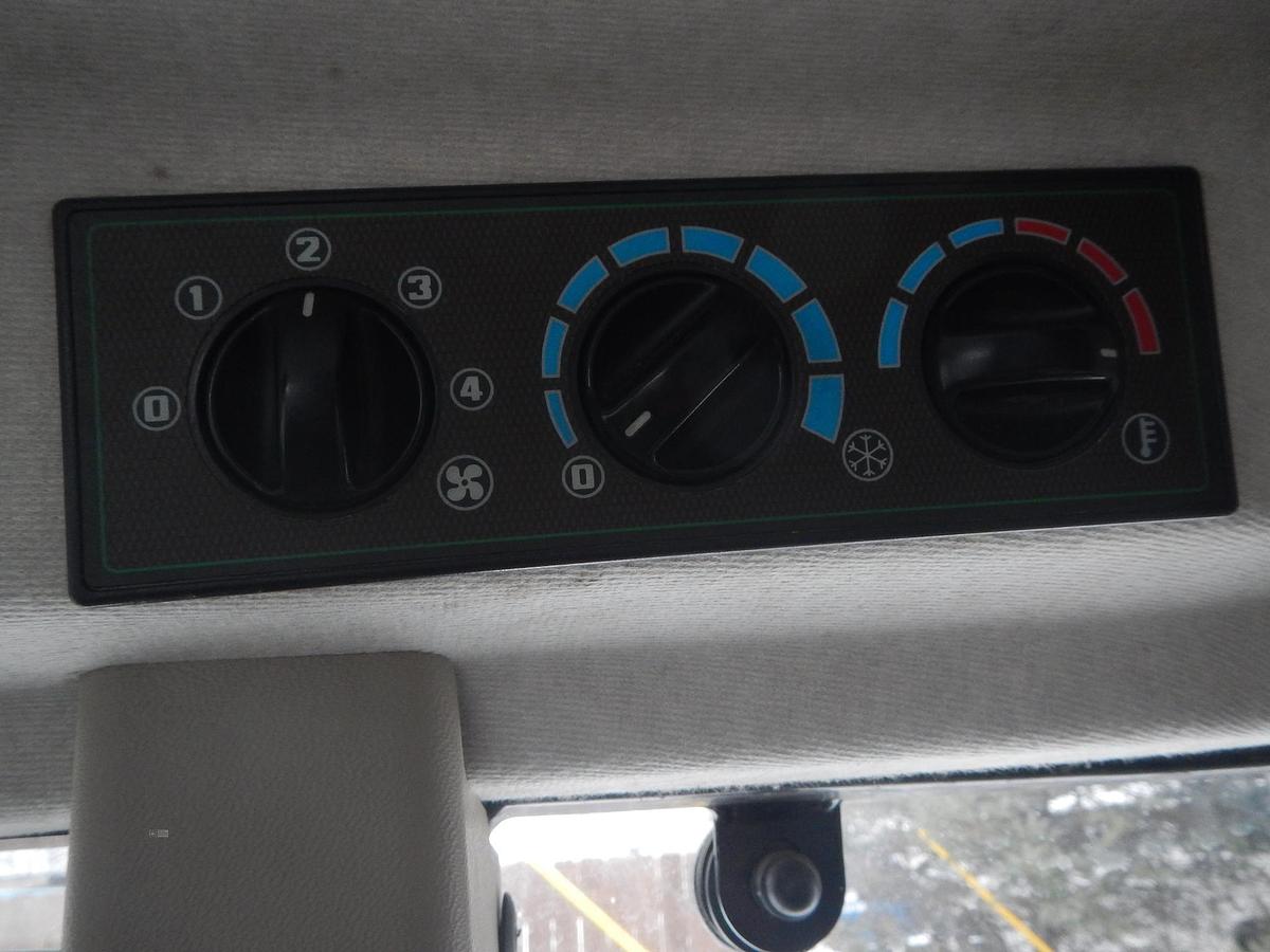 Used 2021 JOHN DEERE 5075GN