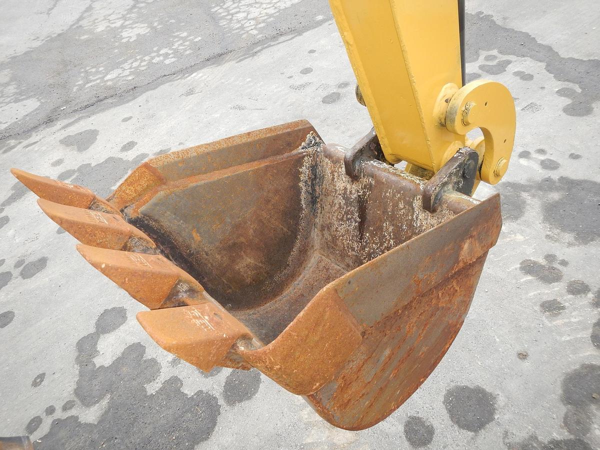 Used 2012 VERMEER RTX750