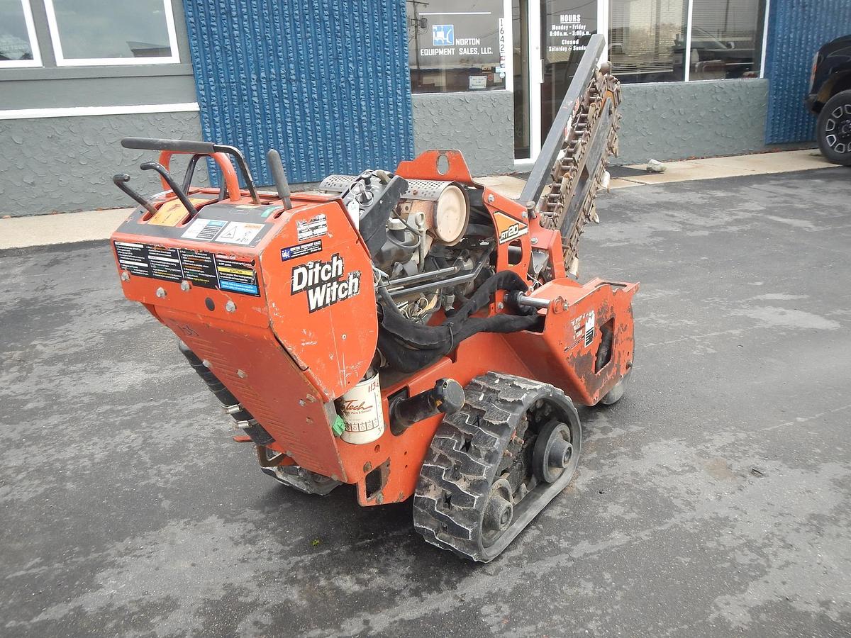 Used 2013 DITCH WITCH RT20