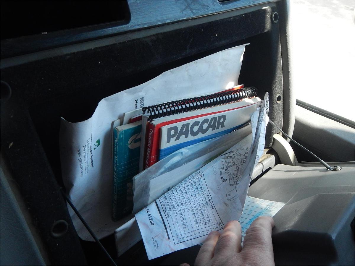 Used 2012 KENWORTH T800