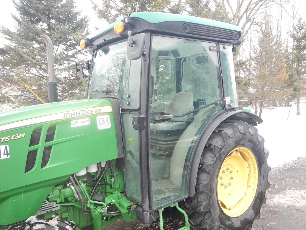 Used 2021 JOHN DEERE 5075GN