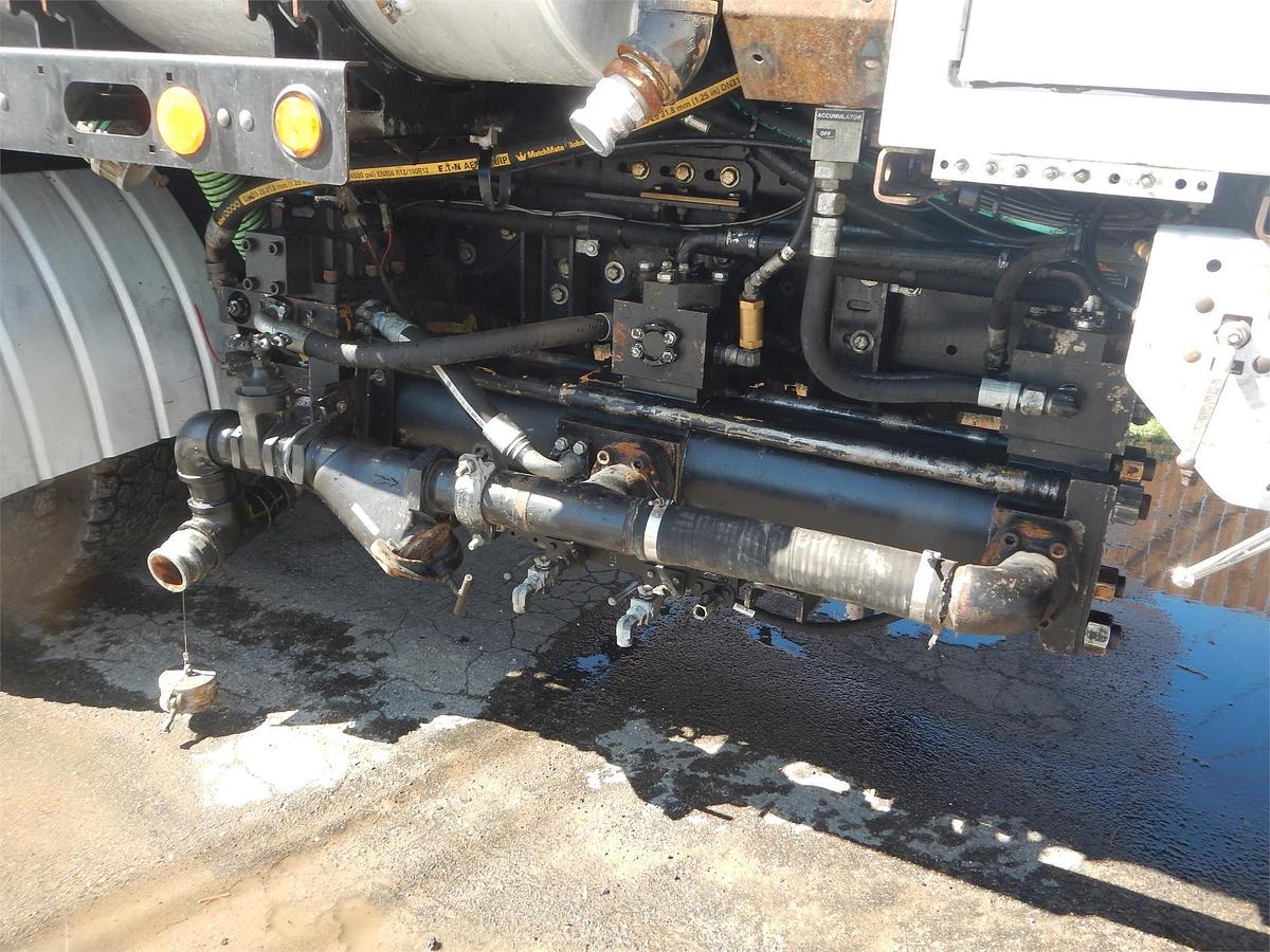 Used 2012 KENWORTH T800