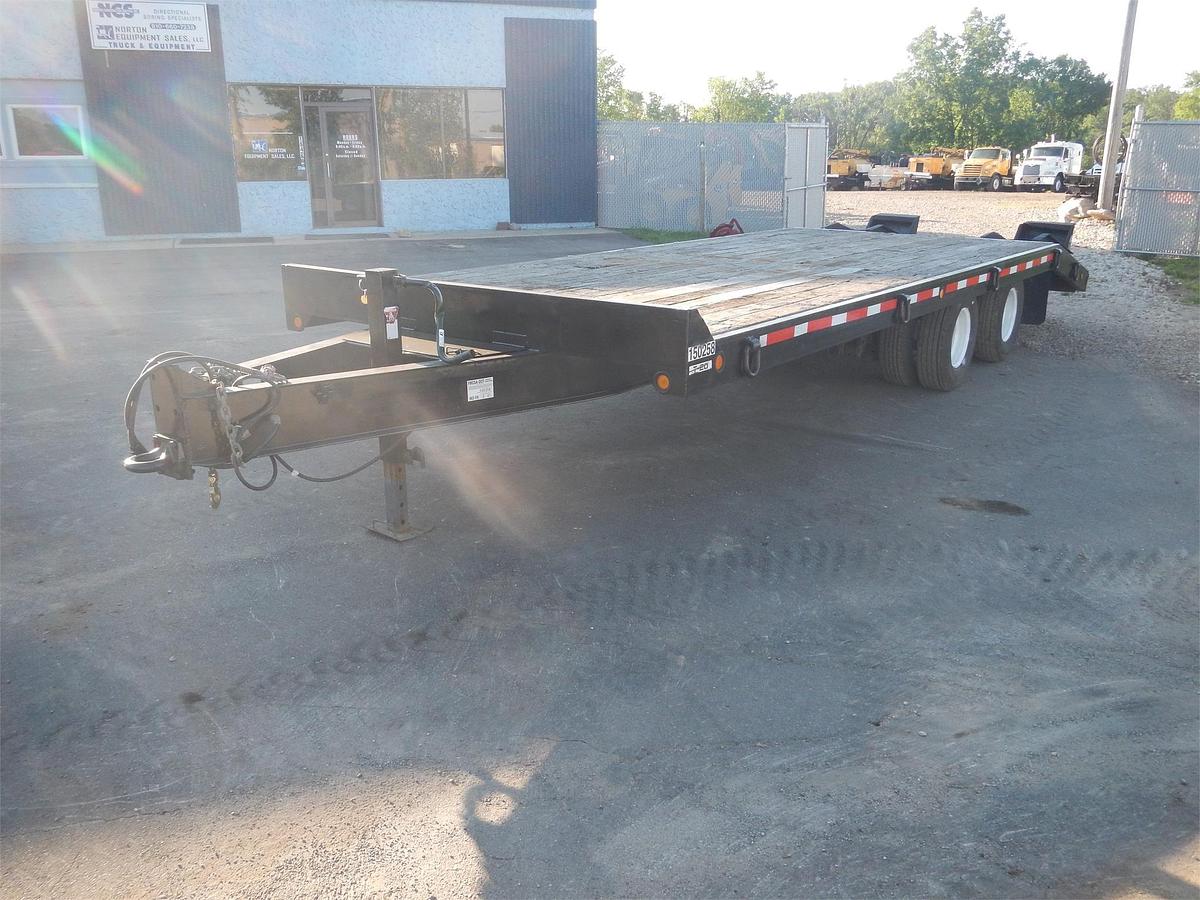 Used 2010 TOWMASTER 20 ft Tandem Axle