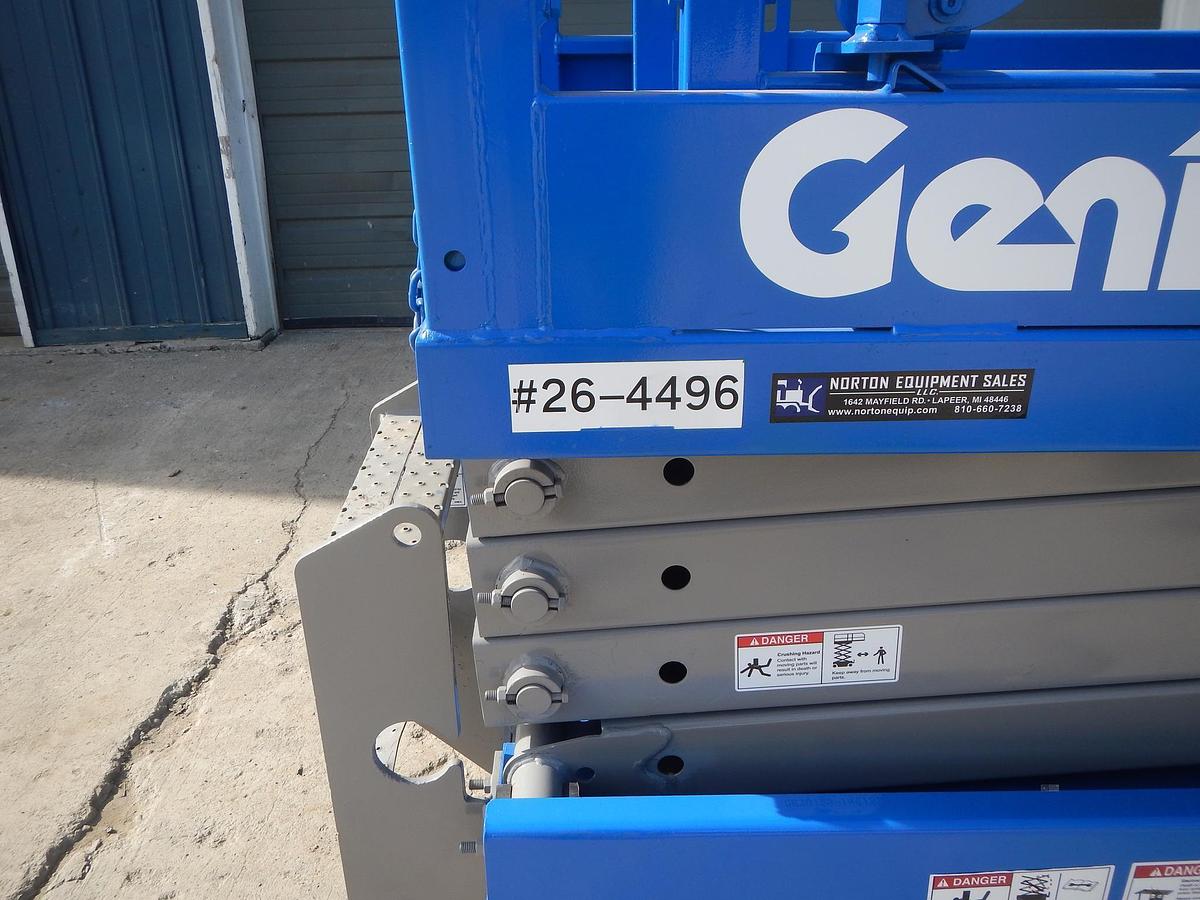 Used 2015 GENIE GS1930