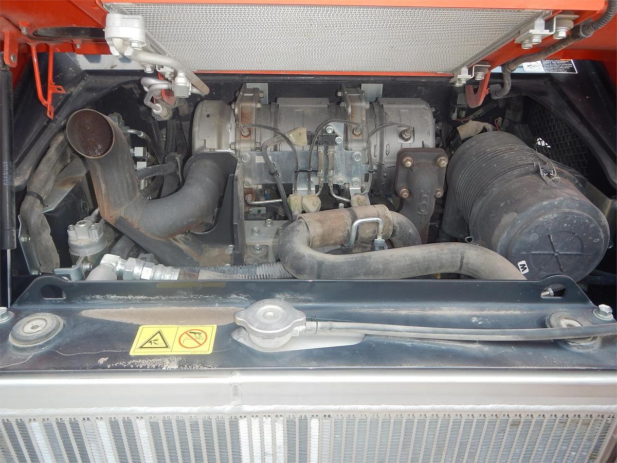 Used 2018 KUBOTA SVL75-2