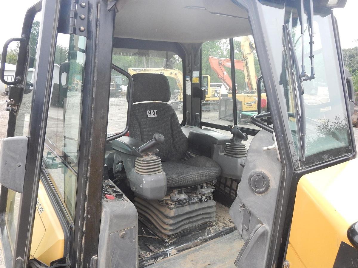 Used 2016 CATERPILLAR D6K2 LGP