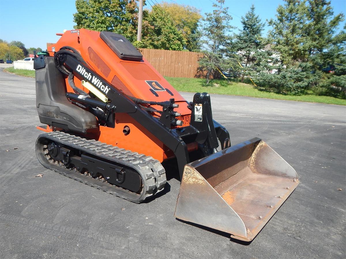 Used 2009 DITCH WITCH SK650