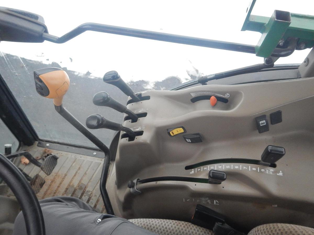 Used 2021 JOHN DEERE 5075GN