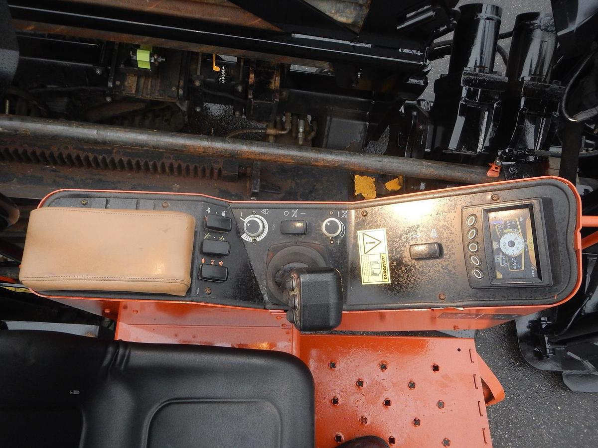 Used 2017 DITCH WITCH JT25