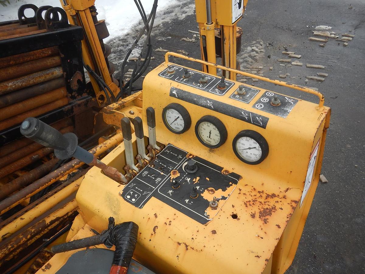 Used 2000 VERMEER NAVIGATOR D24X40A