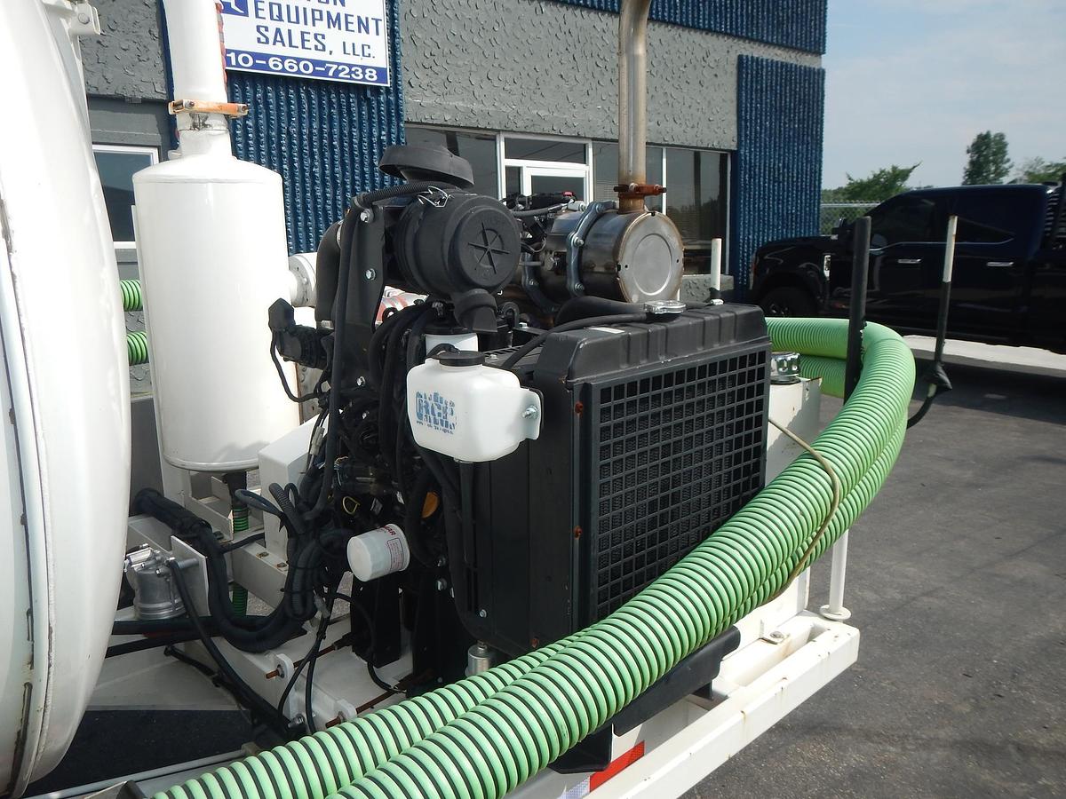 Used 2020 ELASTEC 1000 gal