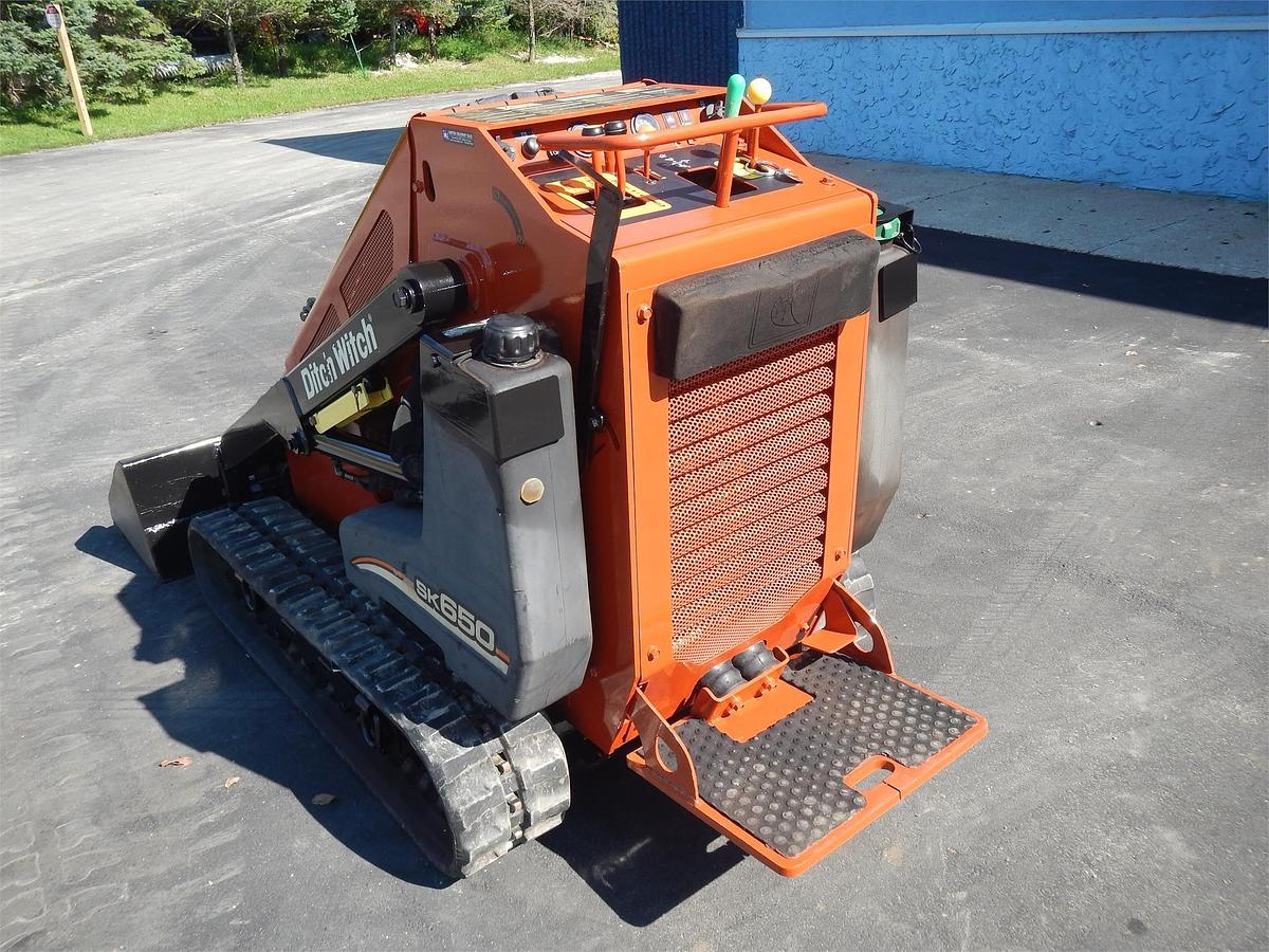 Used 2009 DITCH WITCH SK650