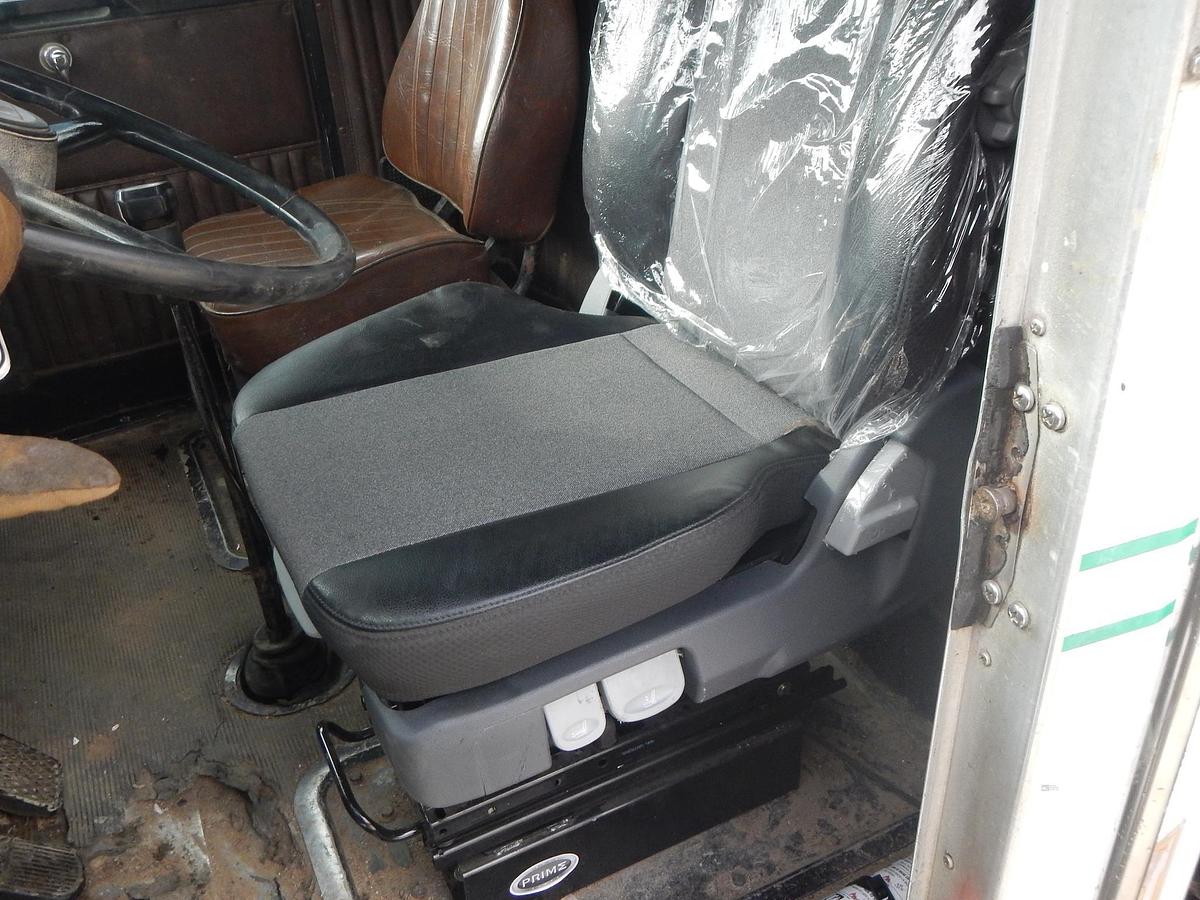 Used 2000 VERMEER DT750