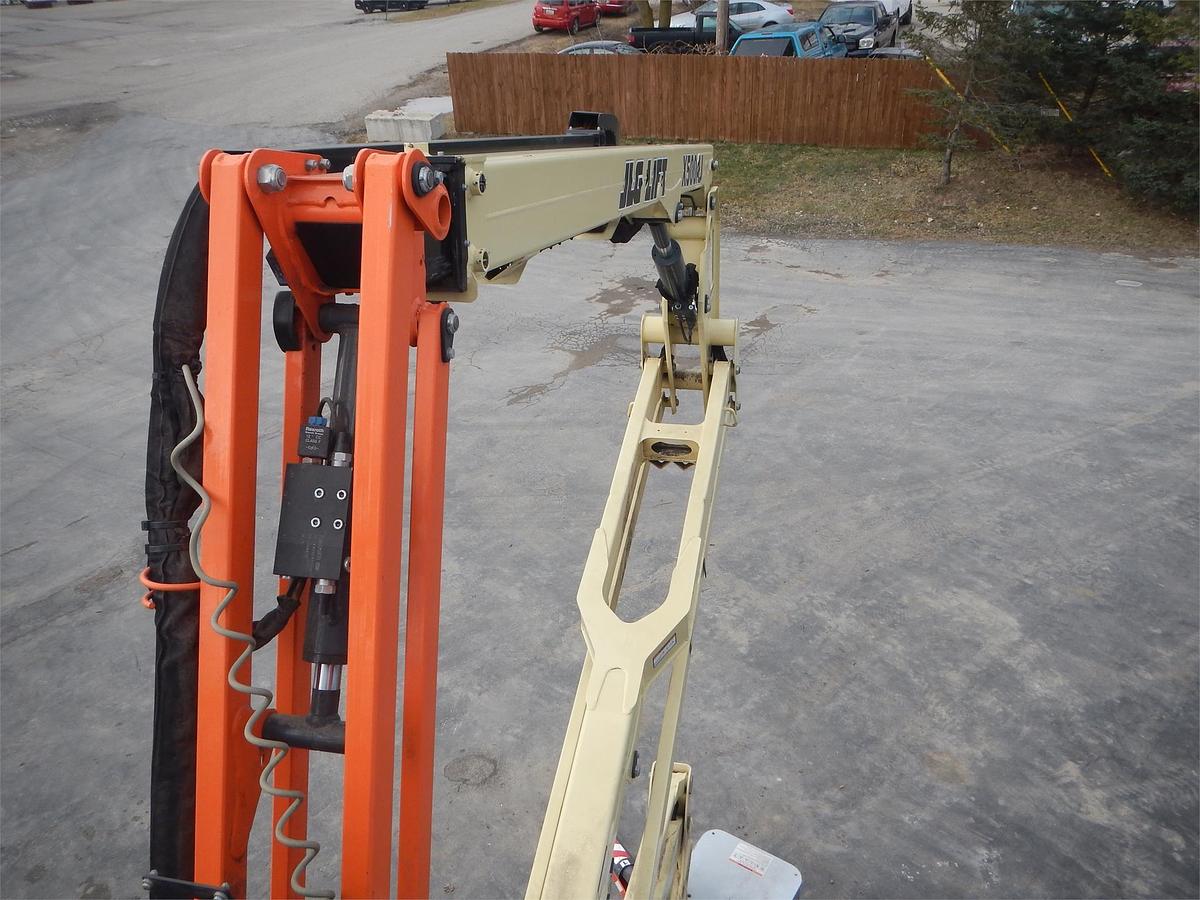 Used 2016 JLG X500AJ