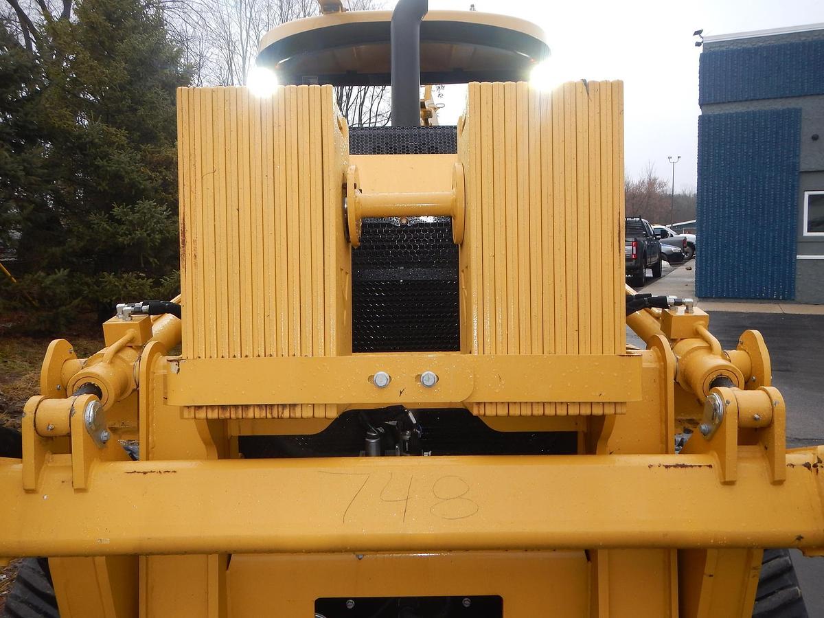 Used 2022 VERMEER RTX1250I2