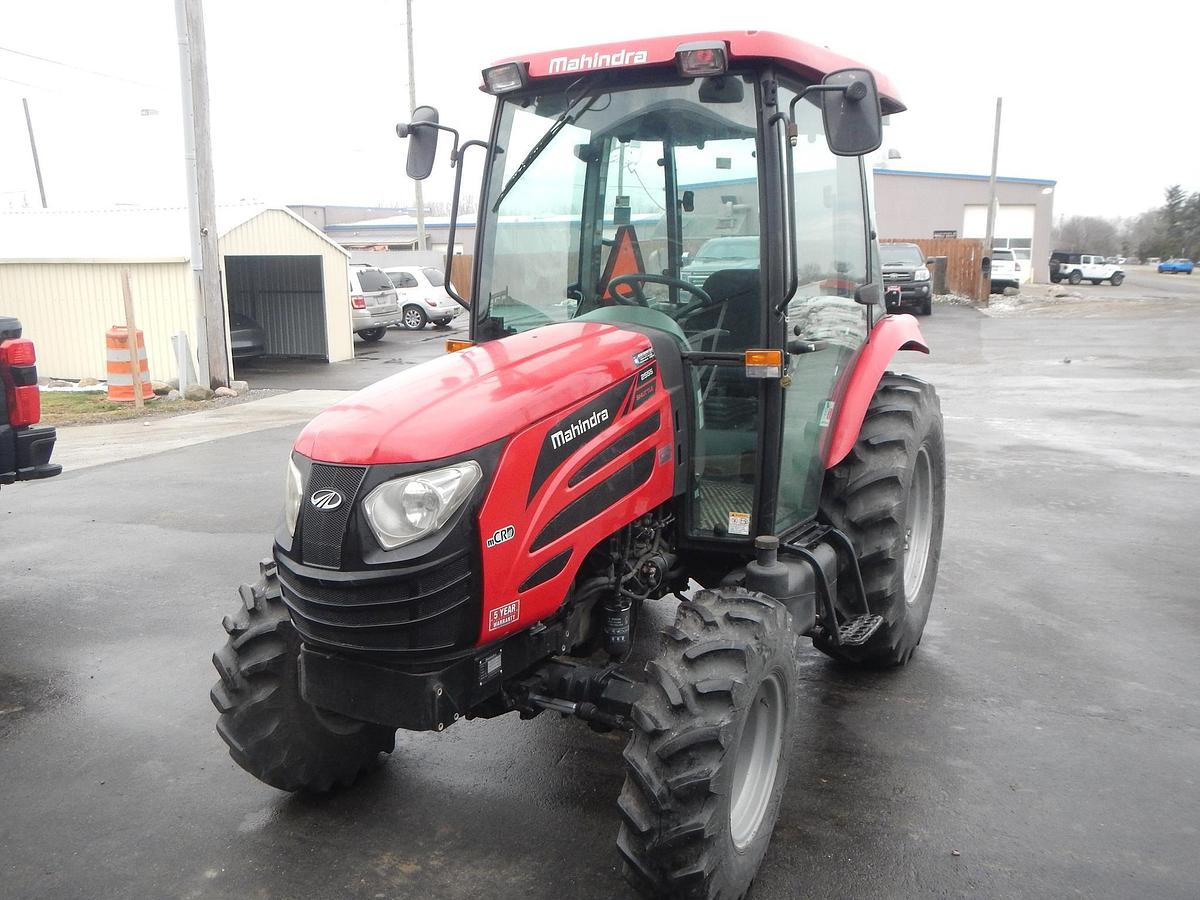 Used MAHINDRA 2555