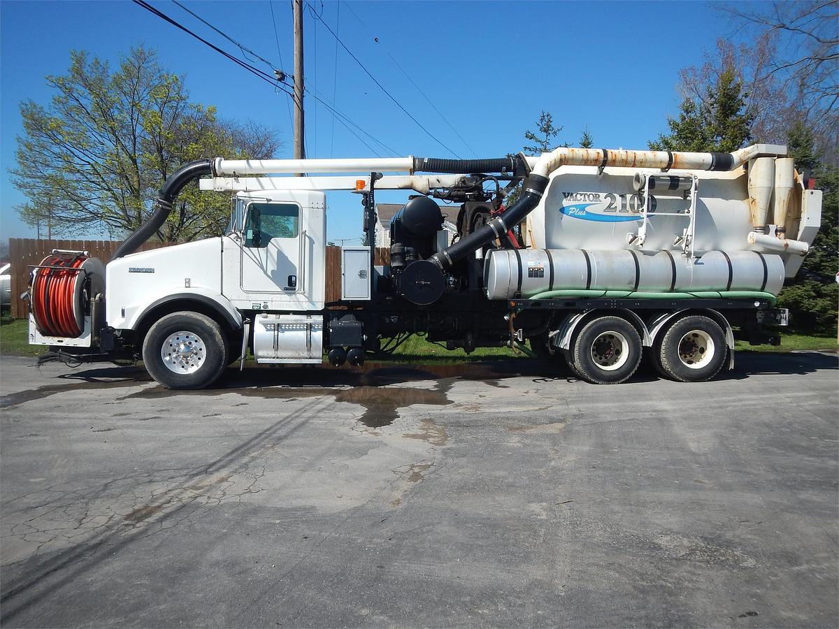 Used 2012 KENWORTH T800