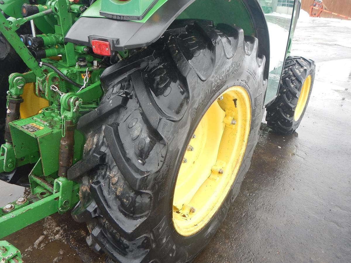 Used 2021 JOHN DEERE 5075GN
