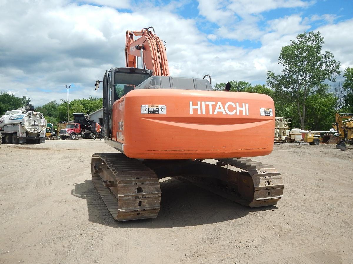 Used 2006 HITACHI ZX240 LC-3