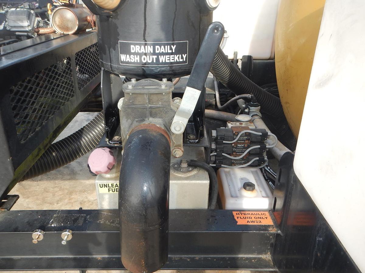 Used 2021 VAC TRON CV573GT