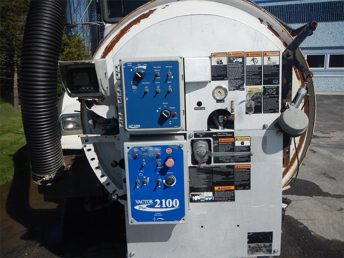 Used 2012 KENWORTH T800