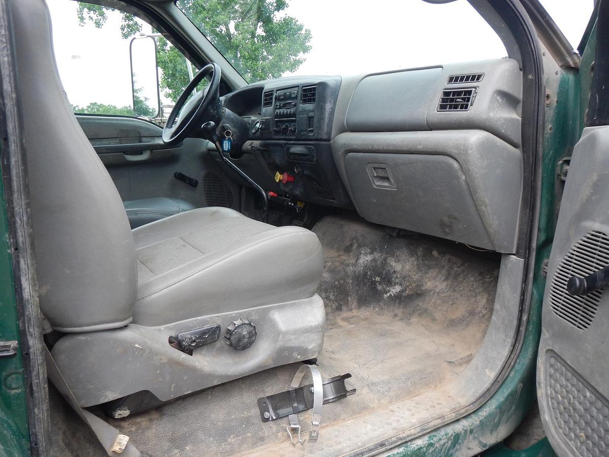 Used 2005 FORD F650 SD