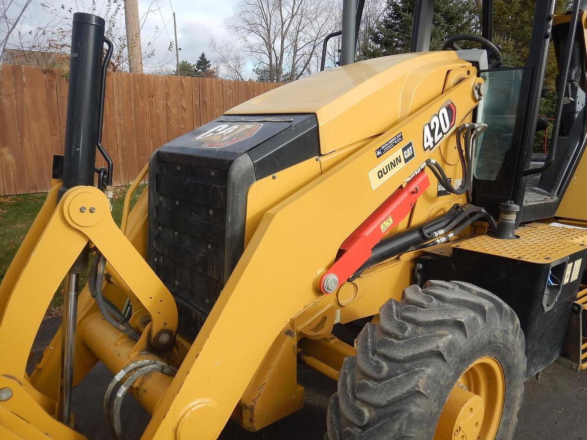 Used 2020 CATERPILLAR 420