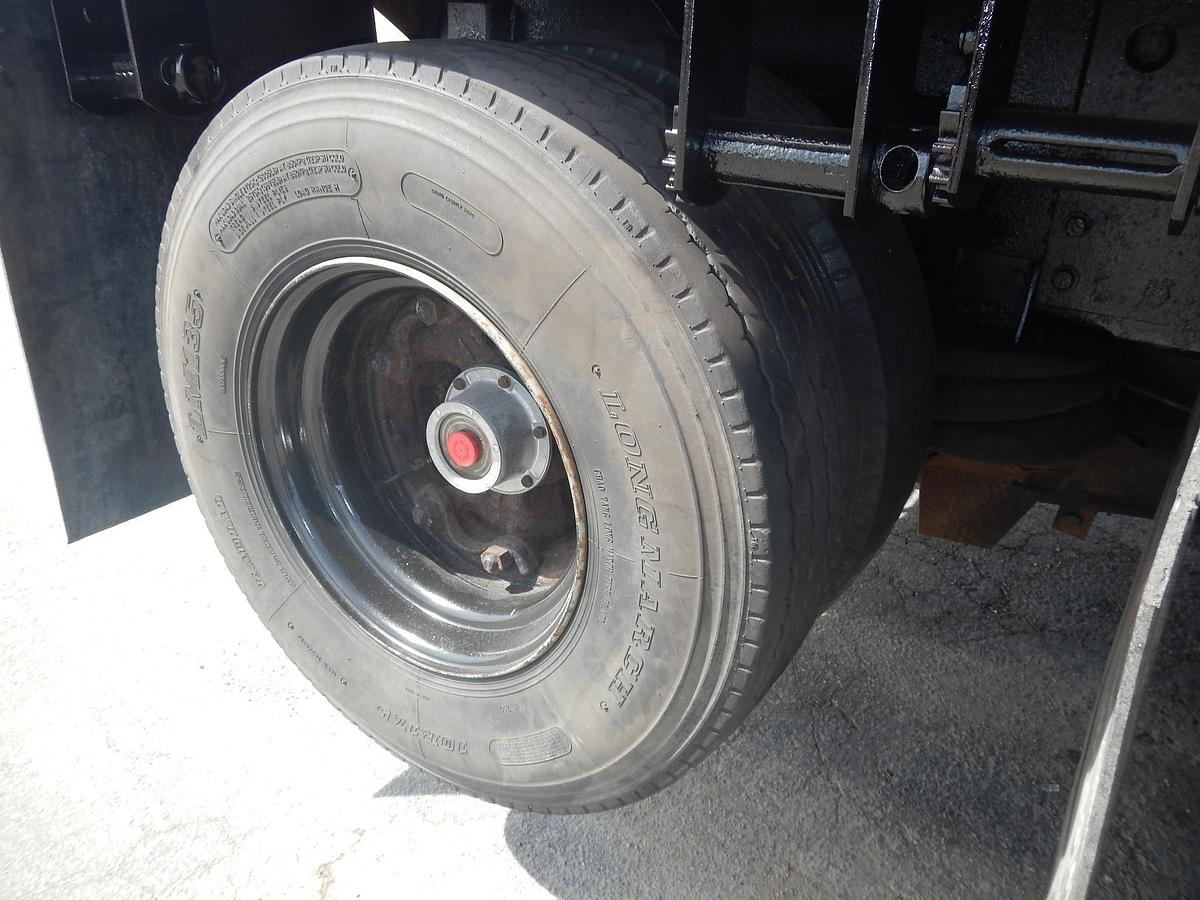 Used 2006 MACK GRANITE CV713