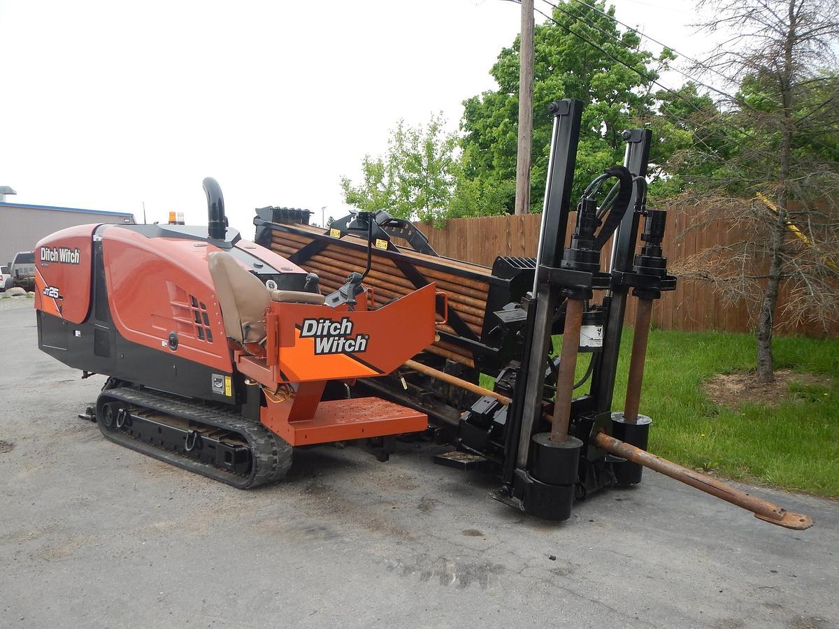 Used 2017 DITCH WITCH JT25