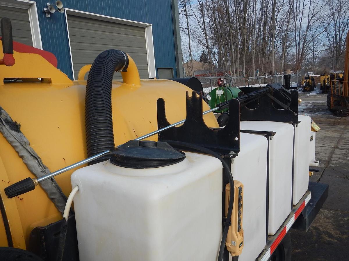 Used 2021 VAC TRON CV573GT