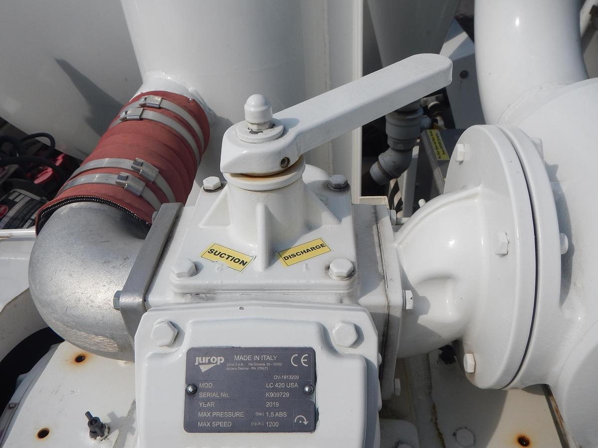 Used 2020 ELASTEC 1000 gal