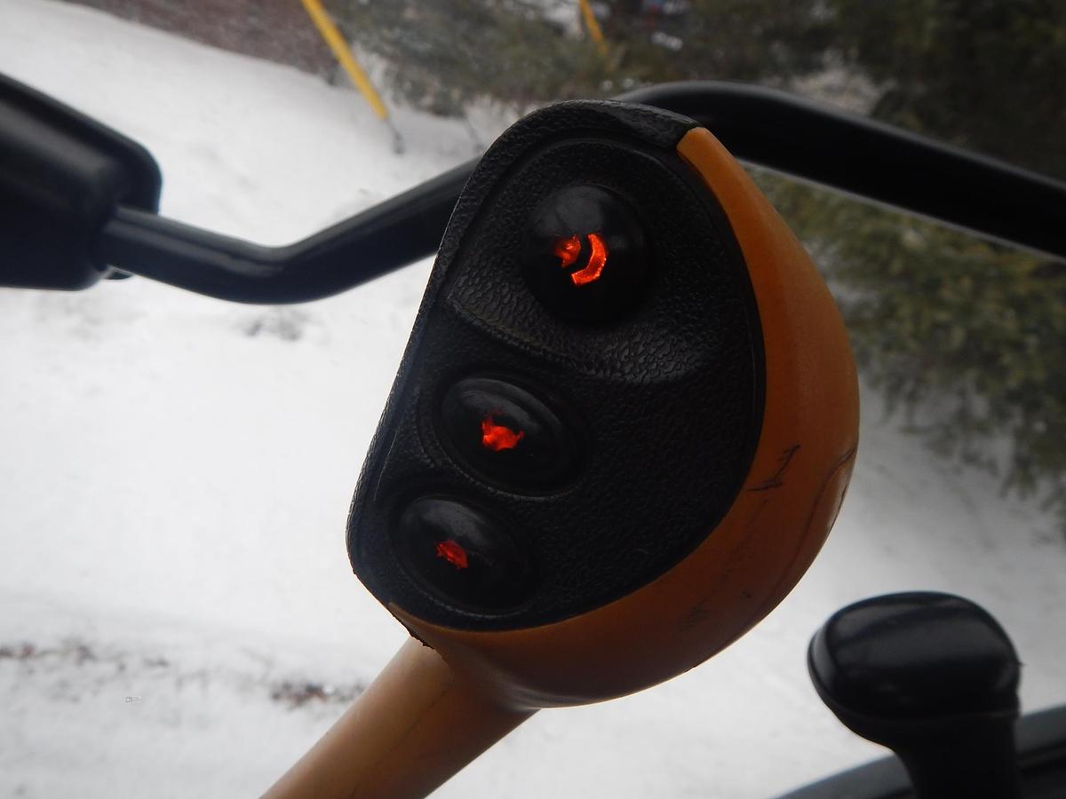 Used 2021 JOHN DEERE 5075GN