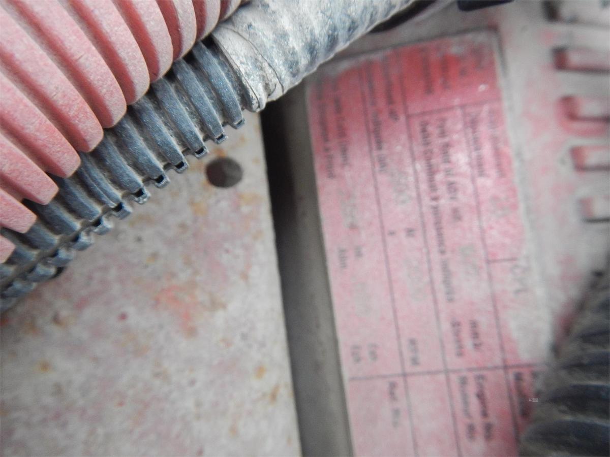 Used 2009 FREIGHTLINER COLUMBIA 120