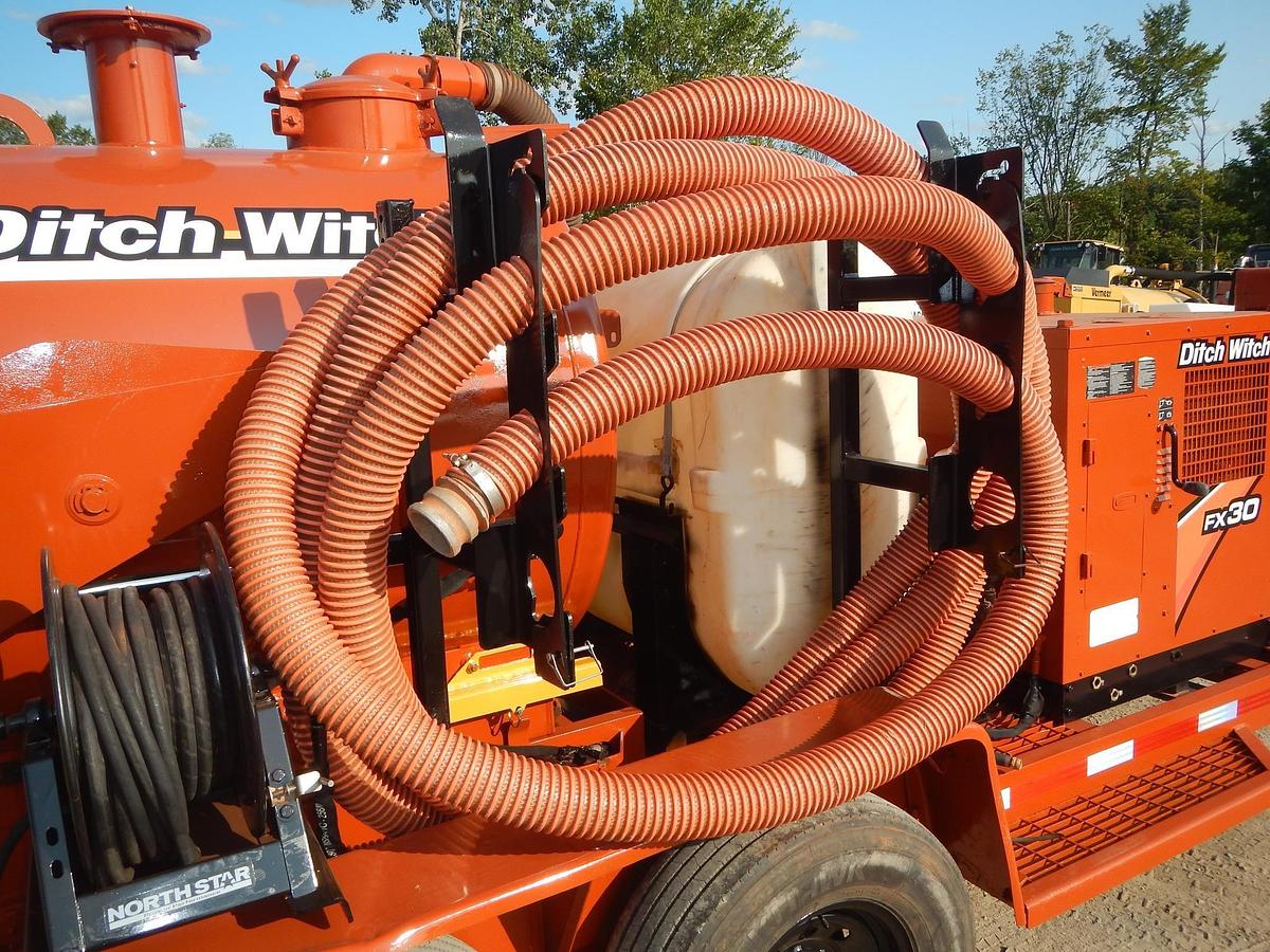 Used 2015 DITCH WITCH FX30