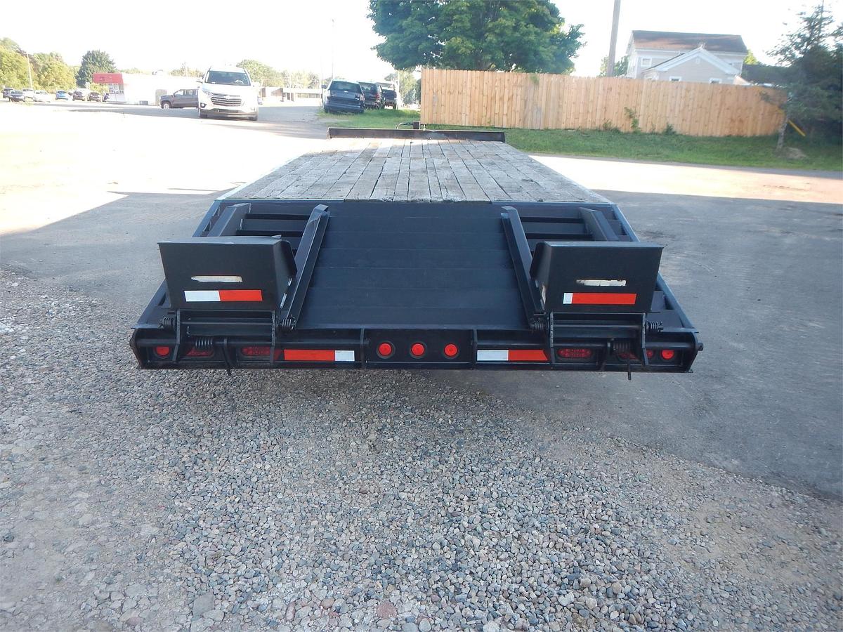 Used 2010 TOWMASTER 20 ft Tandem Axle