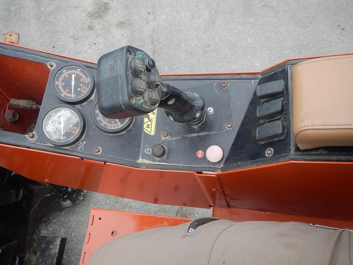 Used 2017 DITCH WITCH JT25