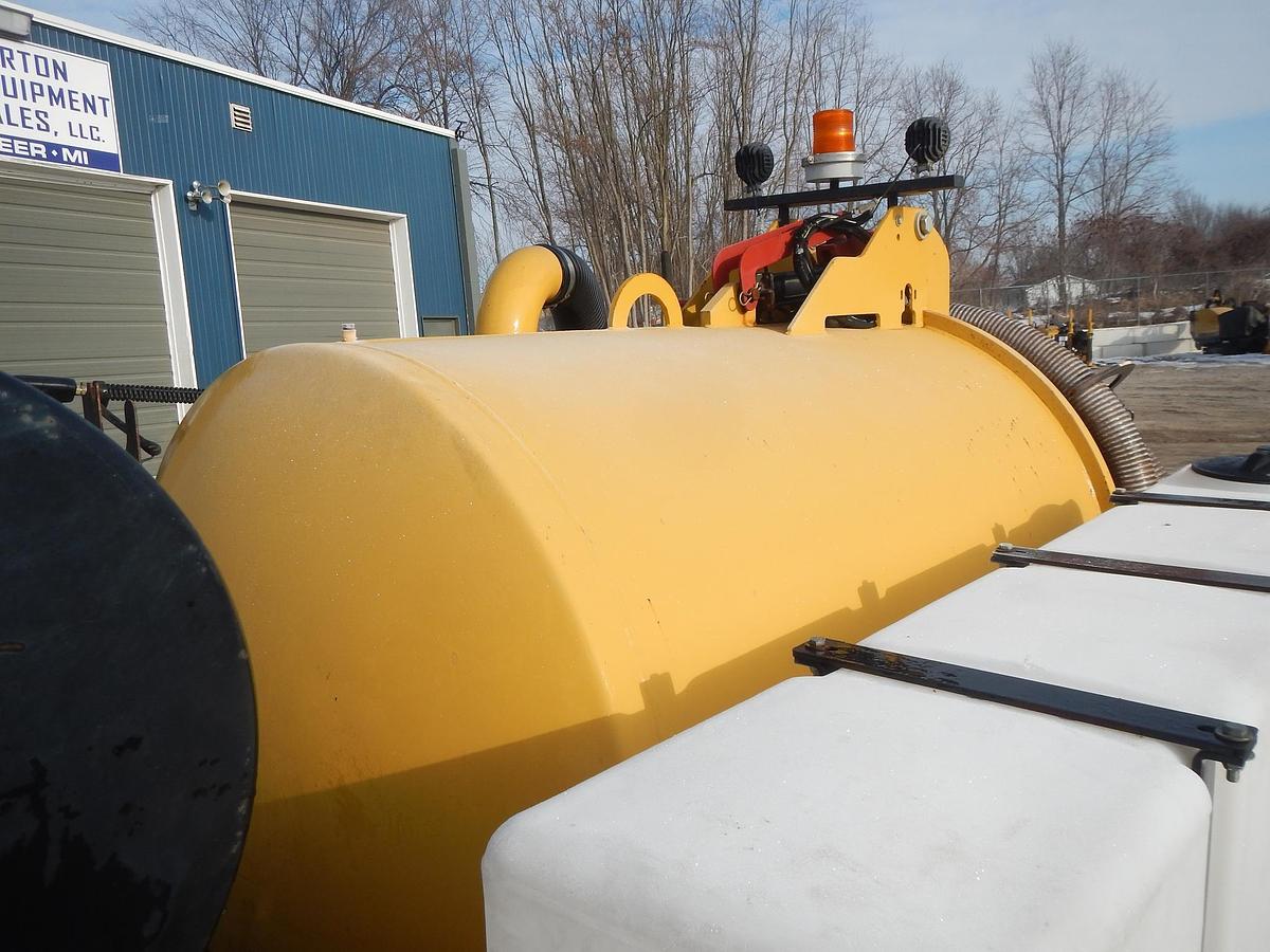 Used 2021 VAC TRON CV573GT