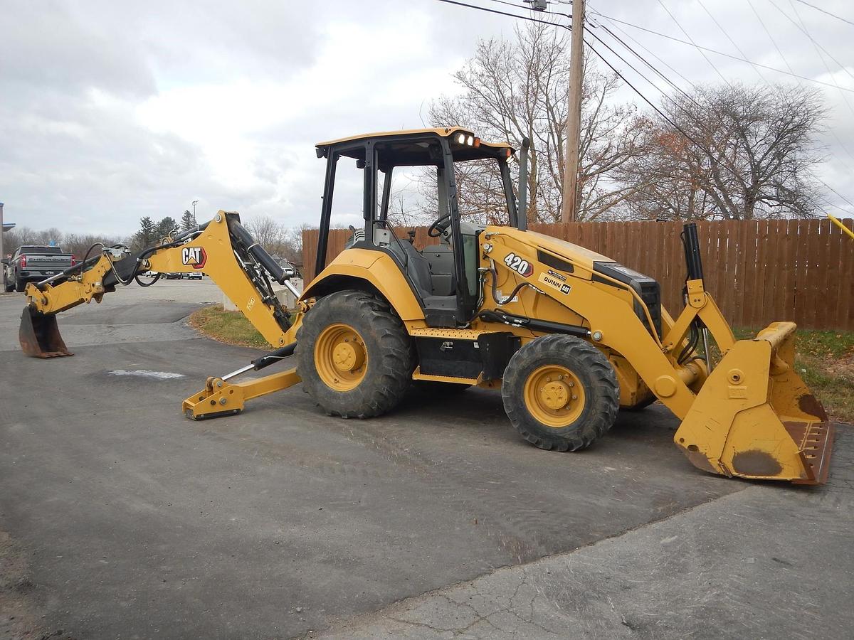 Used 2020 CATERPILLAR 420