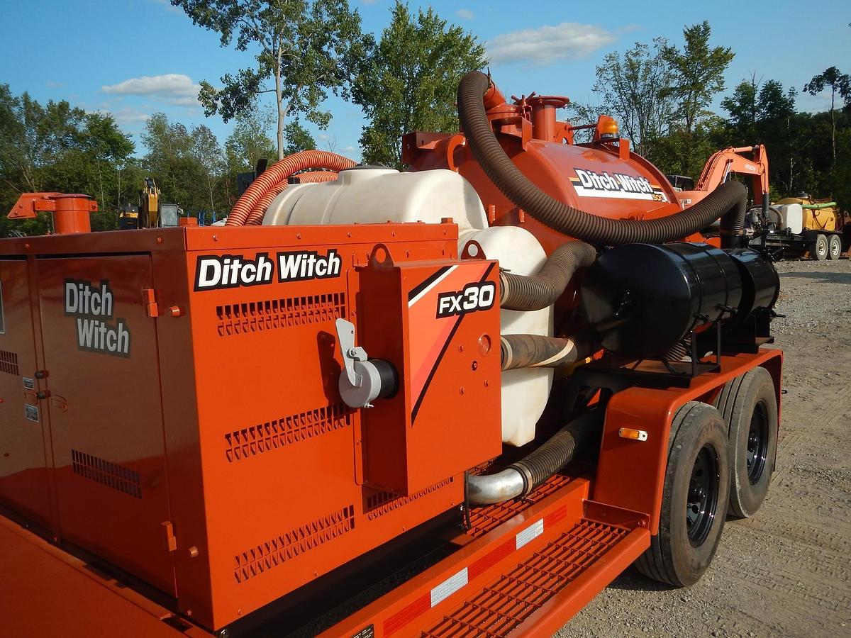 Used 2015 DITCH WITCH FX30