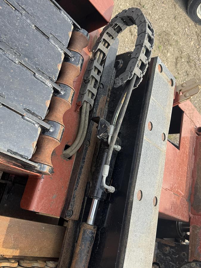 Used 2006 DITCH WITCH JT8020 Mach 1