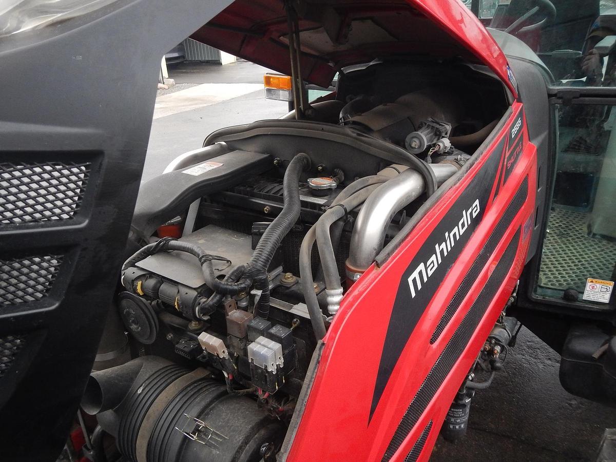 Used MAHINDRA 2555