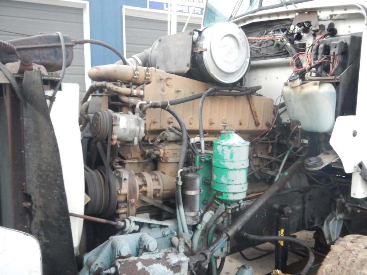 Used 2000 VERMEER DT750