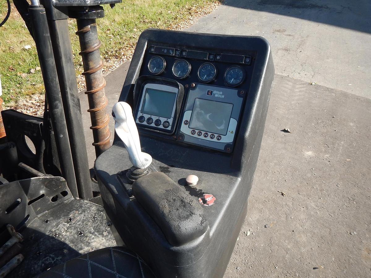 Used 2014 DITCH WITCH JT3020AT